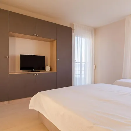 빌라 Luxury Astraeus Near Split, Private Pool