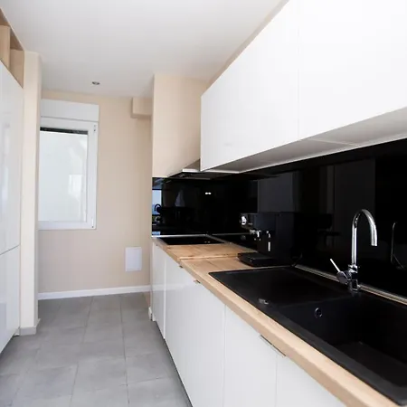 Luxury Astraeus Near Split, Private Pool 빌라 포드스트라나