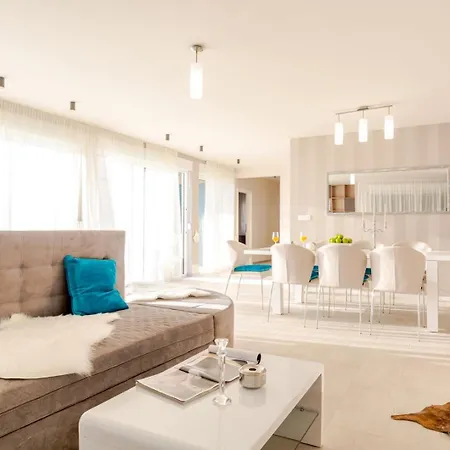 Luxury Astraeus Near Split, Private Pool *